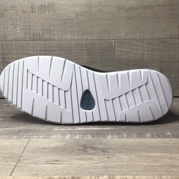 Clarks - Brahnz Mid Navy Nubuck - Picture 5 of 6